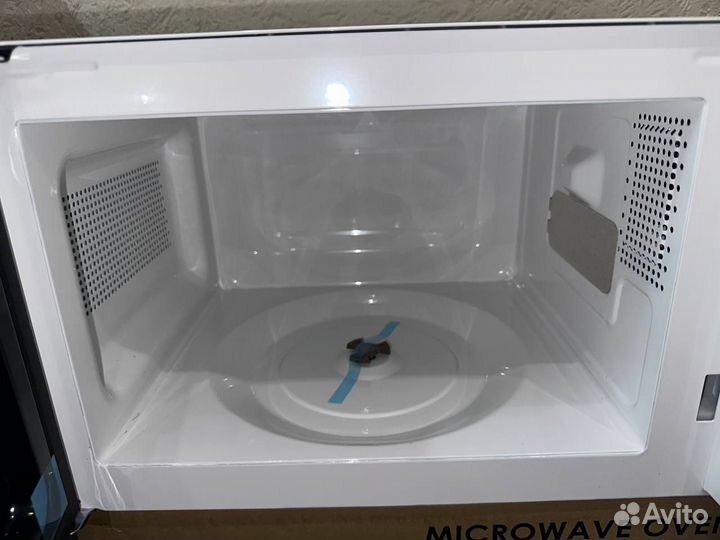 Микроволновка новая