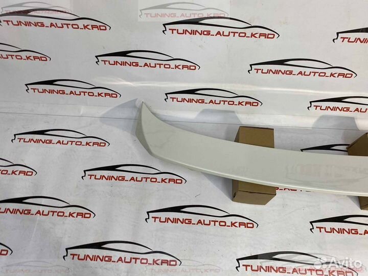 Спойлер Под стекло Lexus RX350 L4718