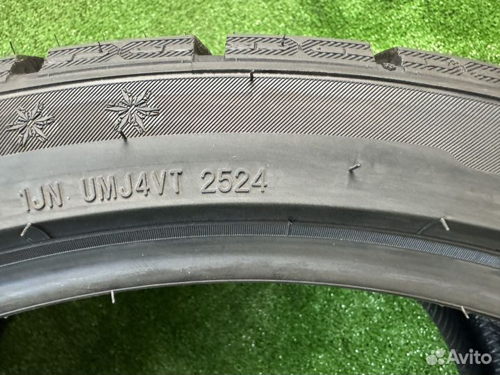 Unistar Ice Protection 285/35 R23 и 325/30 R23 109H
