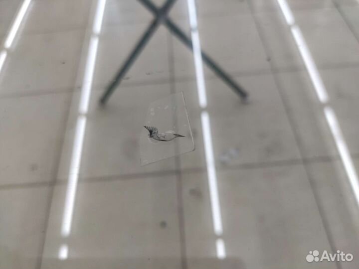 Лобовое стекло б/у suzuki SX4 2