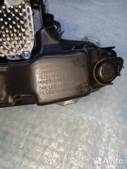 Фара противотуманная 605000592AA