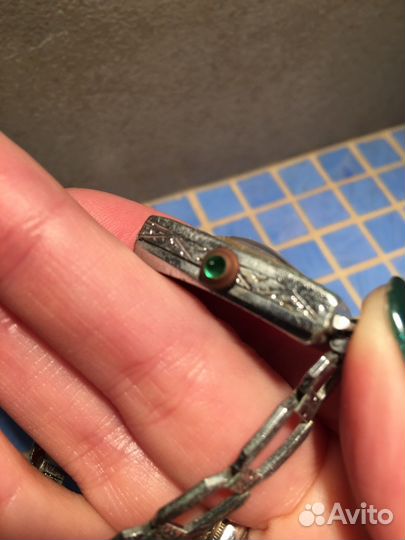 Антикварные женские часы