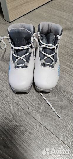 Лыжные ботинки 31 размер nnn