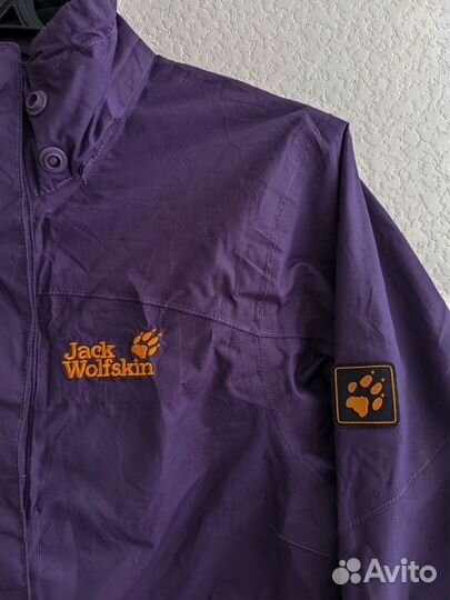 Фиолетовая ветровка Jack Wolfskin