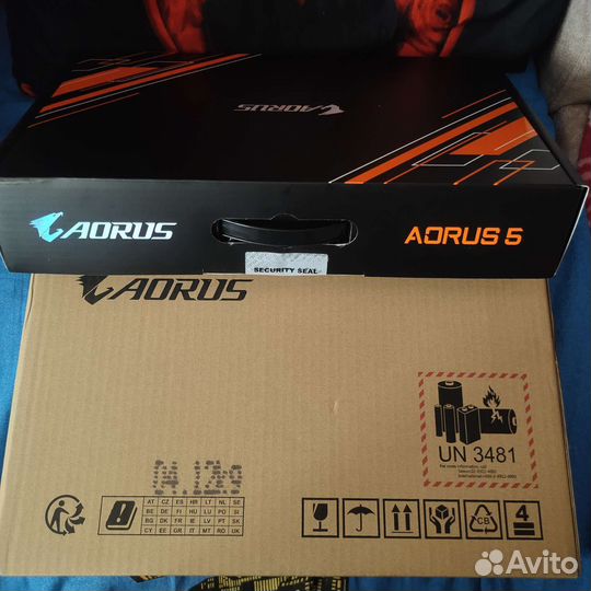 Игровой ноутбук Aorus 5 SE4 (3070, 16gb, 360 Гц)