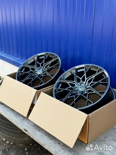 Диски HRE FF10 R20 5x108 графит Tugella Exeed