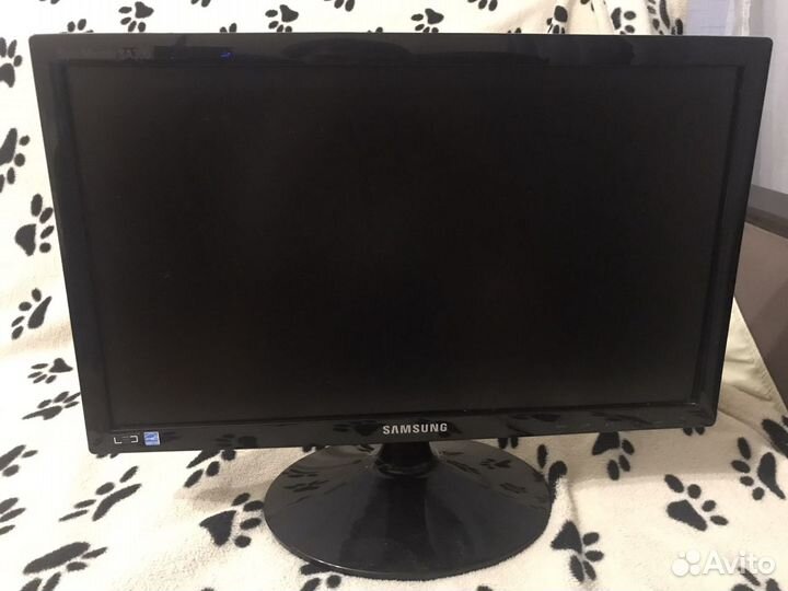 Монитор Samsung SyncMaster SA300