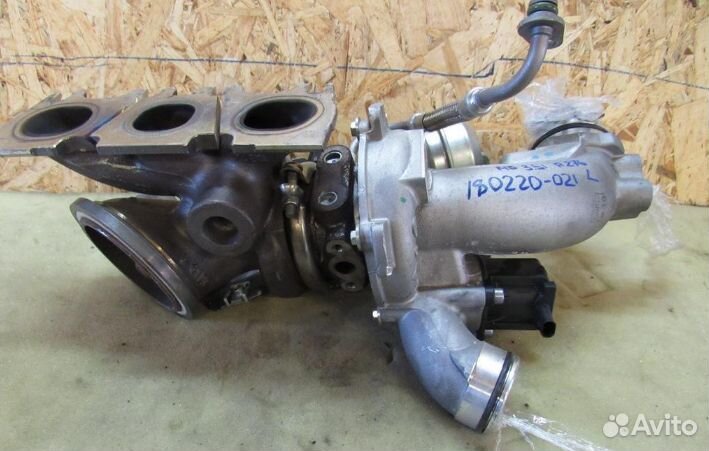 Турбина Mercedes-Benz GL X166 2014 2760901580