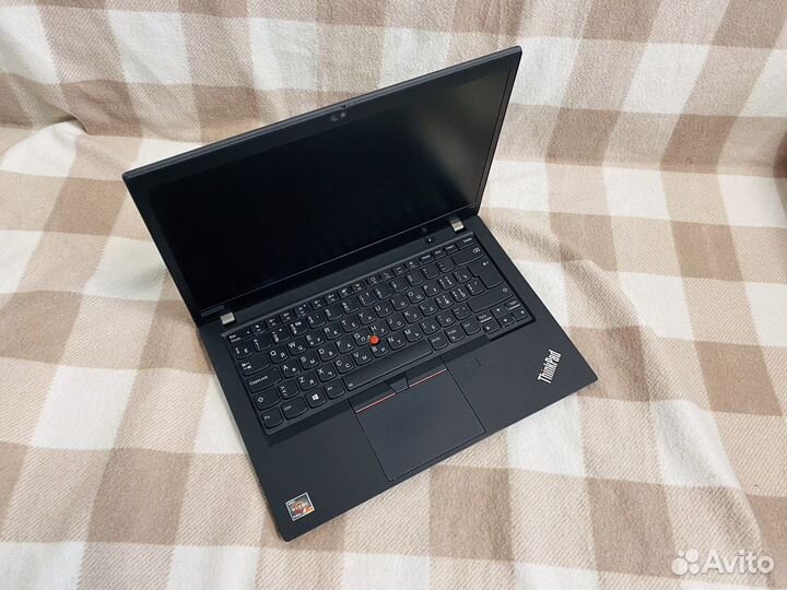 Lenovo ThinkPad 2022г (Ryzen 7)