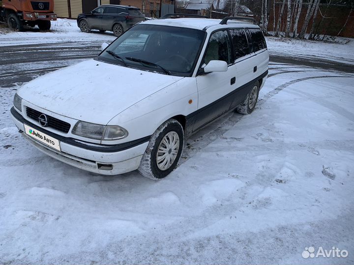 Opel Astra 1.6 МТ, 1997, 256 300 км