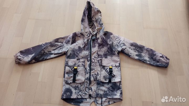 Продам ветровку на мальчика
