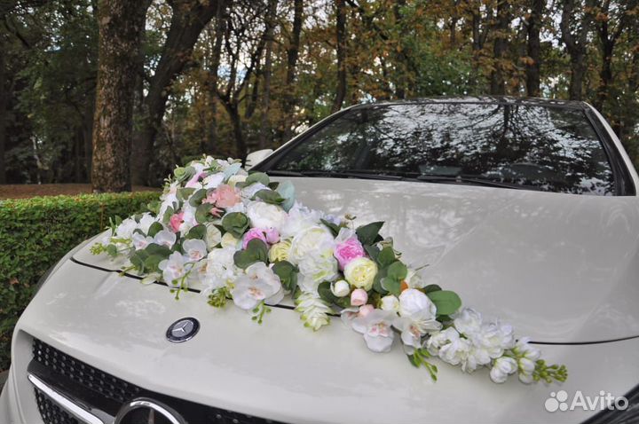 Украшение на свадебную машину