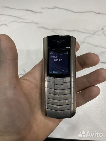Vertu Ascent Black Leather