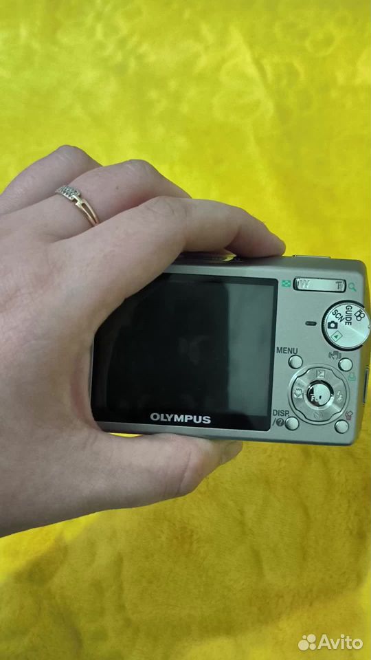 Olympus M810