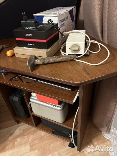 Компьютерный стол