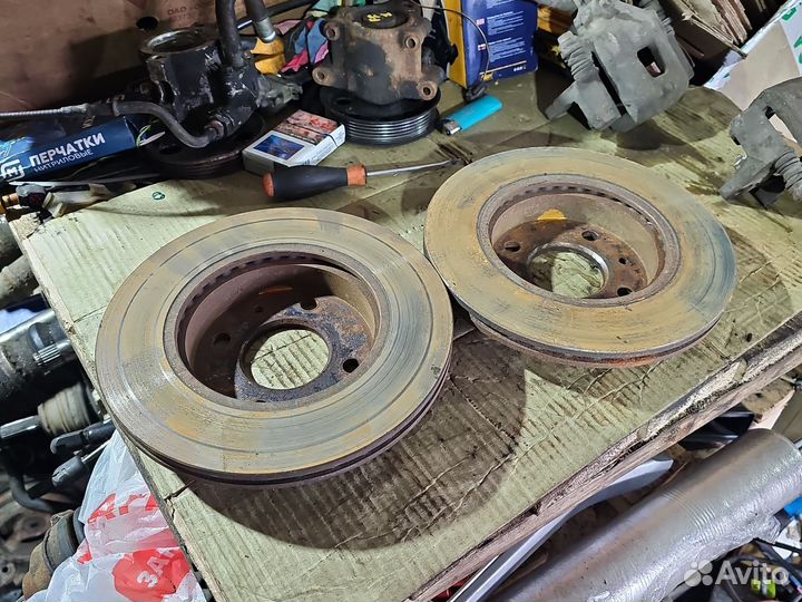 Тормозные диски передние Nissan Sunny Ниссан Санни