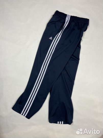 Широкие штаны adidas