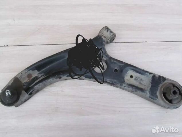Передний левый рычаг б.у. киа серато 2015 год