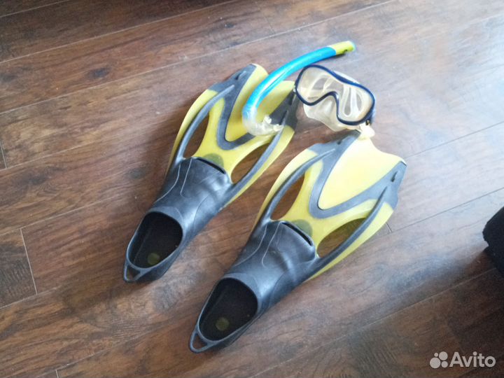 Ласты и маска с трубкой