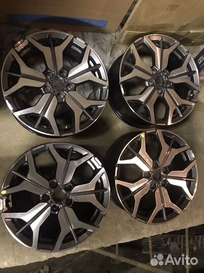 Оригинальные диски Kia Seltos, R18