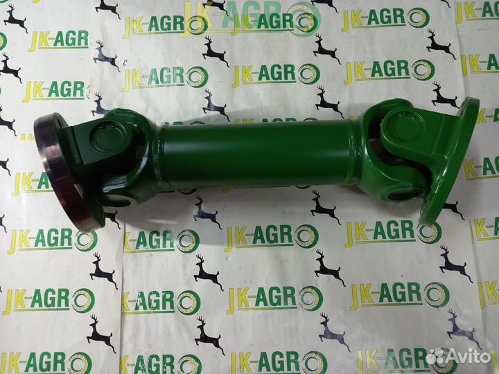 Приводной вал John Deere новый Al168628