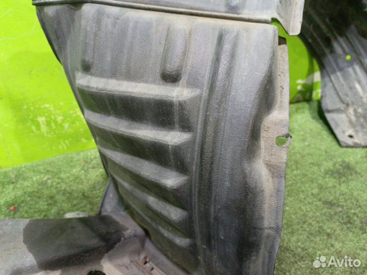 Подкрылок toyota estima ACR50 2azfe 2007 Перед. Лев