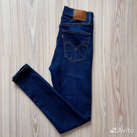 Женские джинсы levis