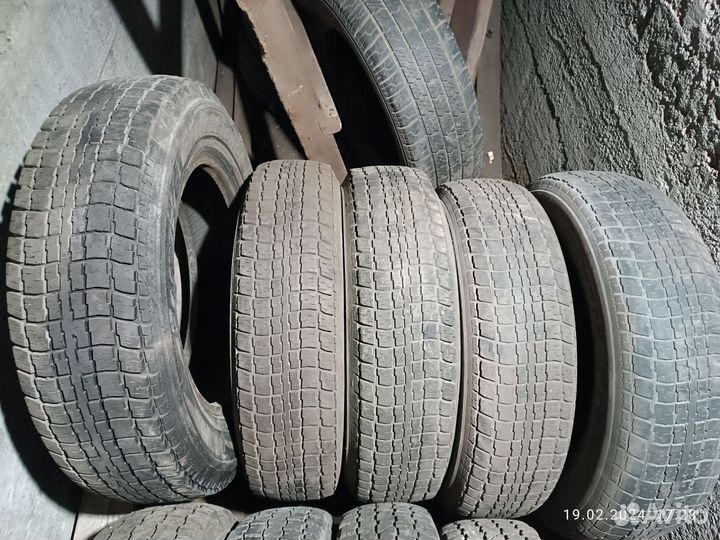Viatti Strada Asimmetrico 205/55 R16
