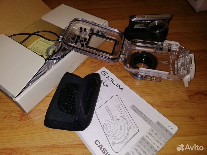 Цифромыльница Casio с подводным боксом