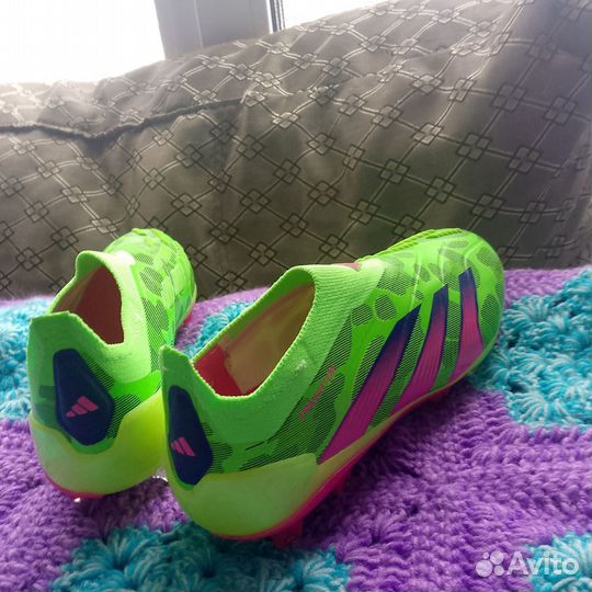 Бутсы adidas predator x