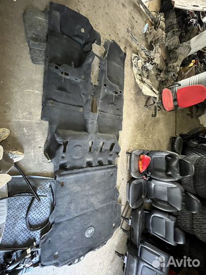 Ковралин Mitsubishi Pajero sport 2