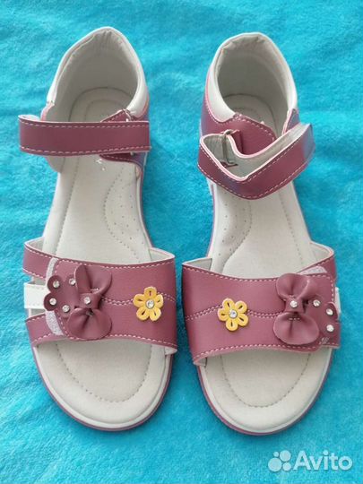 Сандалии для девочки