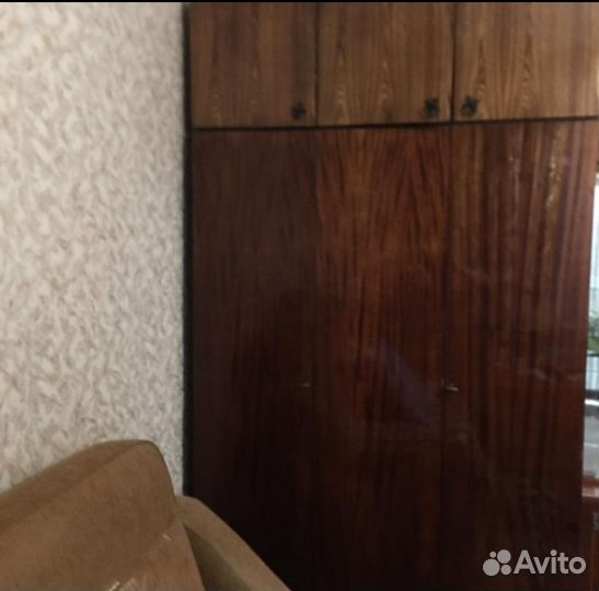 Шкаф сервант