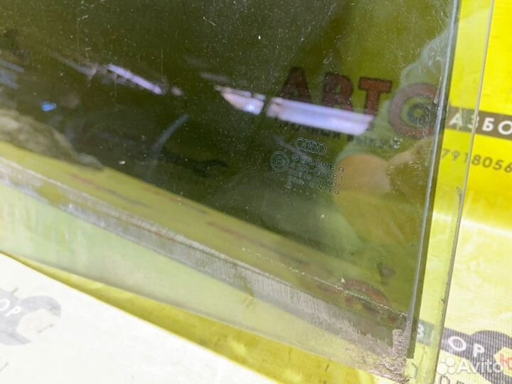 Стекло заднее правое Audi A6 C5 APU 2000