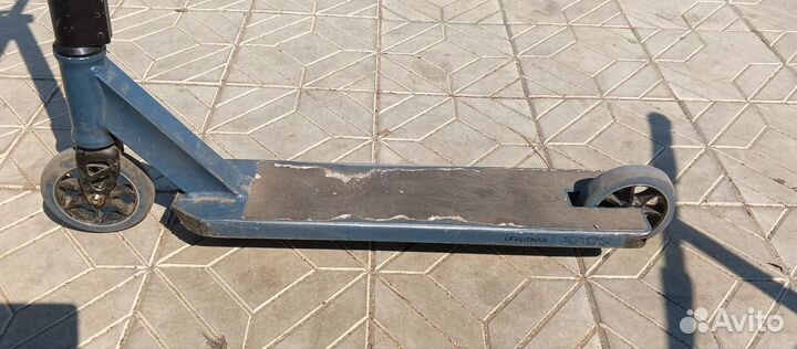 Трюковой самокат бу xaos leviathan