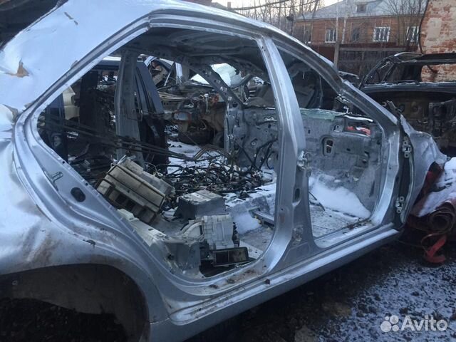 Порог Правый С Центральной Стойкой Toyota Camry 40