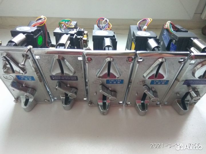 Жетоны,монетоприемники,купюроприемники