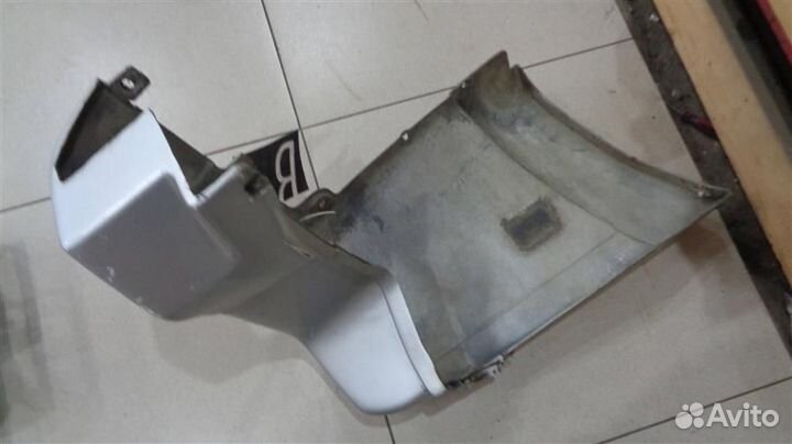 Накладка заднего бампера правая Nissan Patrol Y61