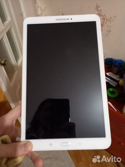 Планшет: Samsung Galaxy Tab A 10.1 SM-T580