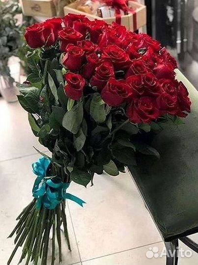 Букет роз 101 роза 51 роза