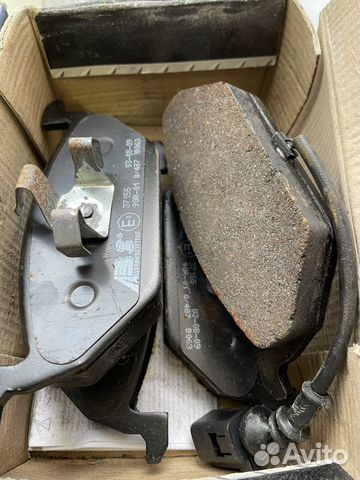 Передние тормозные колодки
