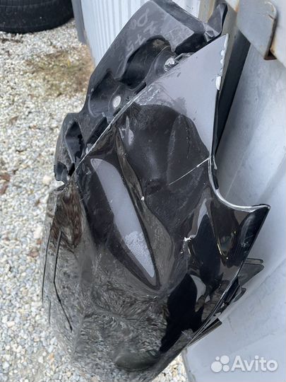 Крыло переднее левое Renault Duster 1