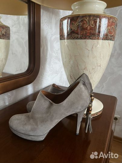 Ботильоны 38, 38,5 Cucci