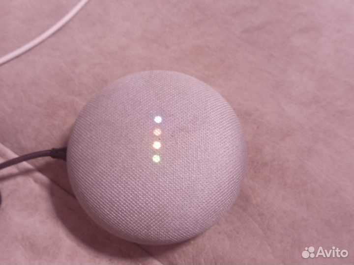 Умная колонка Google home mini