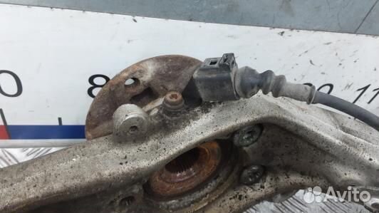 Ступица передняя правая audi A6 C6 (4ST05N901)