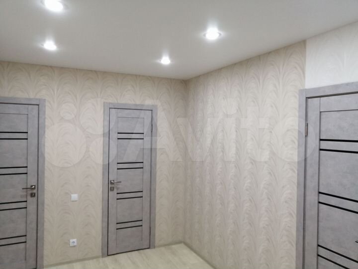 2-к. квартира, 61 м², 4/9 эт.