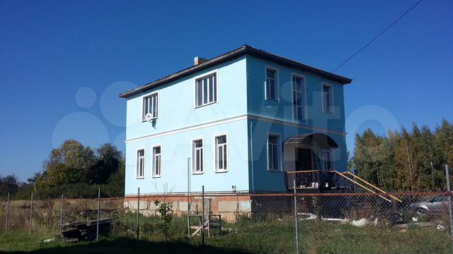 Дом 287 м² на участке 42 сот.