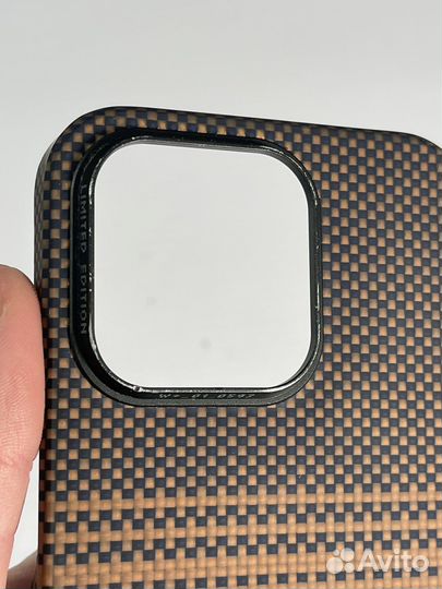 Pitaka iPhone 14 pro limited edition