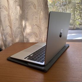 Apple macbook air 13 2022 m2