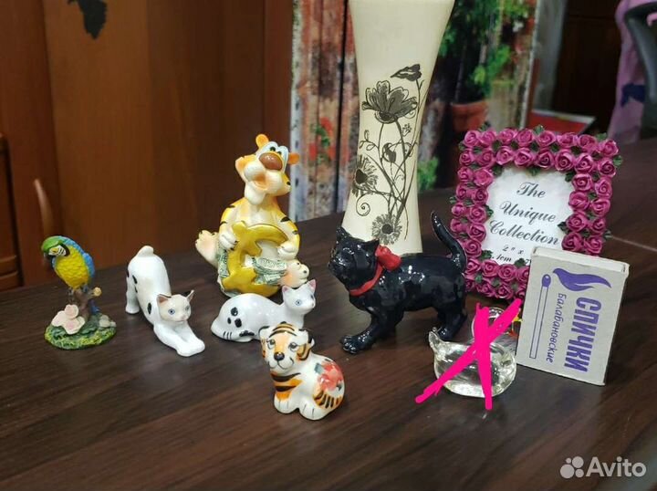 Статуэтки, фигурки, сувениры